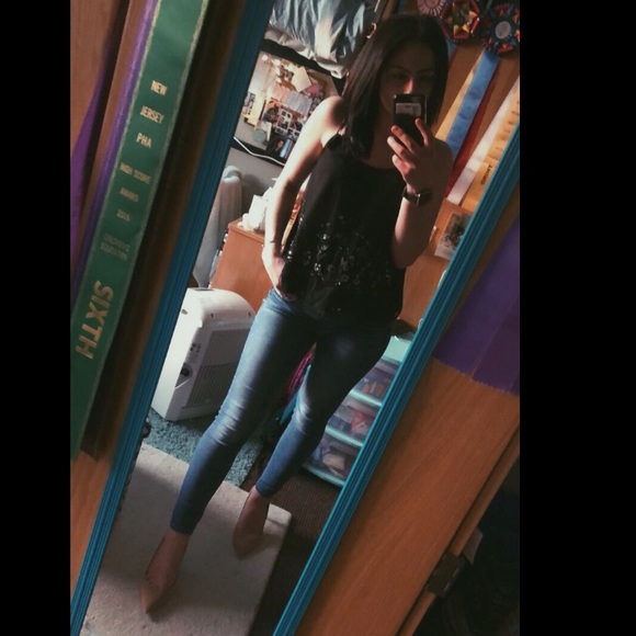 Meet your Posher - Picture 4 of 5